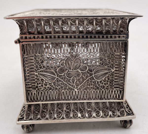 Filigree Early 20th Century Silver Box with Floral Motifs