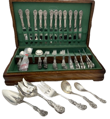Reed & Barton Sterling Silver 90-Piece Francis I Flatware Set in Art Nouveau Style