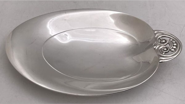 Tiffany & Co. Sterling Silver Heart-Shaped Dish in Mid-Century Modern Style