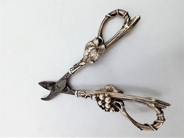 Whiting Sterling Silver Grape Shears in Aesthetic Art Nouveau Vine Pattern