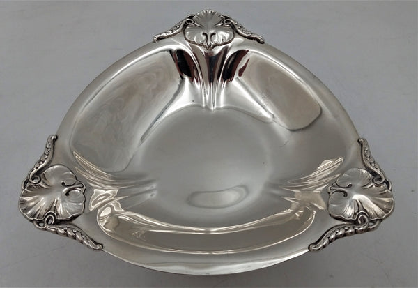 International Sterling Silver Pair of Compote Dishes/ Stands in Mid-Century Modern Jensen Style